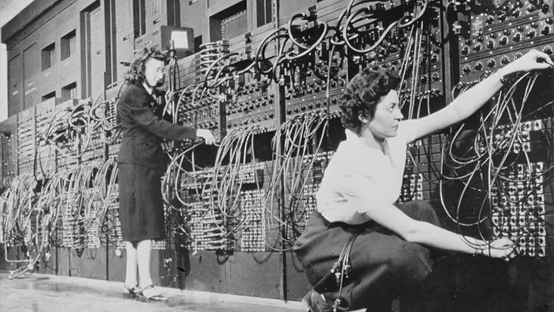 初期のコンピュータ「ENIAC」