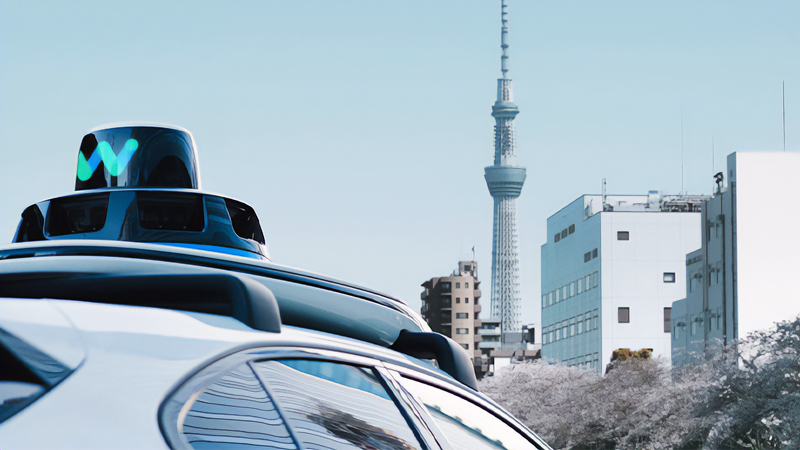 日本を走るWaymoの自動運転車両
