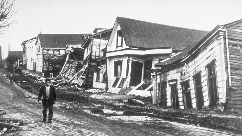 巨大地震直後のチリ共和国の様子