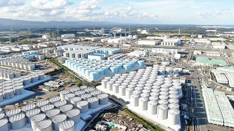 上空から撮影された福島第一原発の様子