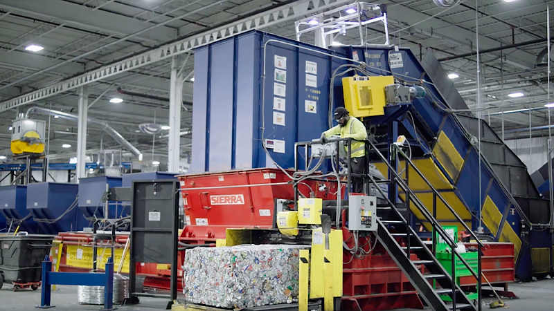 AMP Roboticsが提供するAIリサイクル選別システム